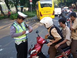 #NoDrivingUnder17, Pemotor ABG Arogan di Jalanan dan Lebih Galak dari Polisi