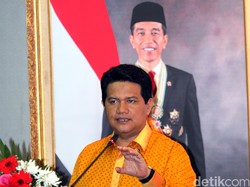 Rapat dengan KPU, Pemerintah Cari Solusi untuk 12 Calon Tunggal di Pilkada