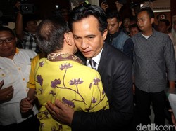 Yusril: Golkar Tidak Bubar atau Ilegal