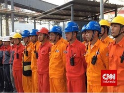 Jokowi Minta Syarat Bisa Bahasa Indonesia untuk Pekerja Asing Dihapus