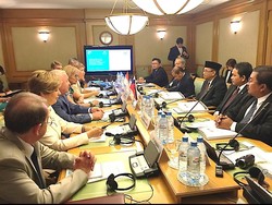 Indonesia-Rusia Tukar Cerita Soal Audit Migas dan Hutang Negara