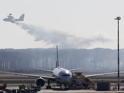 Ada Kebakaran Hutan, Bandara Roma Ditutup 2 Jam