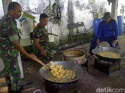 Dapur Umum TNI Siapkan 5 Ribu Paket Nasi Bungkus untuk Penggembira Muktamar NU