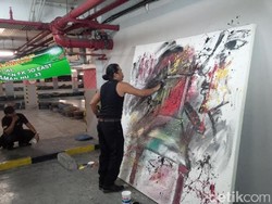 Lukisan Kursi dari Pelukis Lumpur Lapindo Untuk Muktamar NU