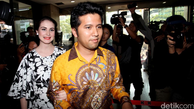 Ini Alasan Emil Dardak Mau Dampingi Khofifah di Pilgub Jatim Ini Alasan Emil Dardak Mau Dampingi Khofifah di Pilgub Jatim