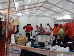 Sepi, Pedagang di Jakbook dan Edu Fair Tutup Warung Lebih Cepat