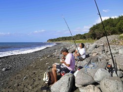 Puing di Reunion Dipastikan MH370, Ayah Korban Terkejut