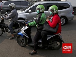 Pengemudi Go-Jek dan Mobil Adu Jotos di Jakbar
