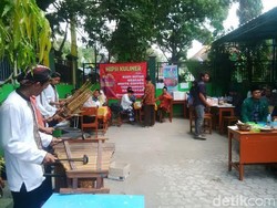 Indahnya Orchestra Salawat dari Perkusi Angklung oleh Santri-santri NU