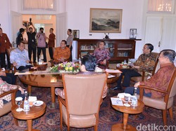 Pendaftaran Pilkada Diperpanjang, Jokowi Minta Ketum Parpol Usung Calon