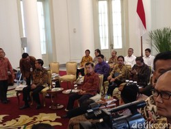 Jokowi Rapat Marathon di Istana Bogor