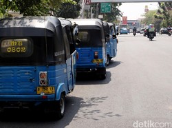 Tak Kalah dengan Go-Jek, Bajaj Juga Kini Bisa Dipesan Online