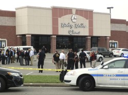 Lukai 3 Orang di Bioskop AS, Pria Bersenjata Kapak Ditembak Mati