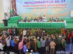 Din Syamsuddin Serahkan Tampuk Kepemimpinan Muhammadiyah ke Haedar Nashir