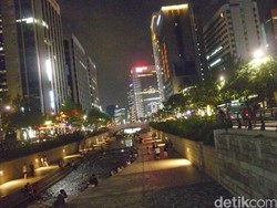 Inilah Cheonggyecheon Stream yang Coba Ditiru Sungai Ciliwung