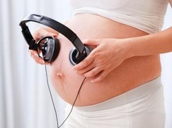 Adakah Manfaat Memperdengarkan Musik Klasik pada Janin? Ini Kata Dokter