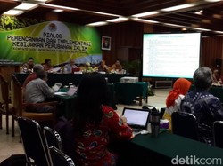 Menteri LHK Susun Regulasi Dukung Program Terumbu Karang Menteri Susi