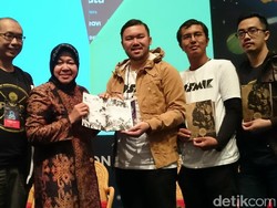 Saat Risma Dorong Anak-anak SD Berpikir Kreatif