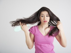 Rambut Rontok? Ini Makanan yang Sebaiknya Dihindari