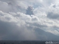 Lahar Hujan Terjadi di Gunung Sinabung, Mengarah ke Desa Sukanalu