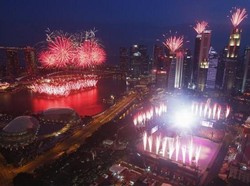 Singapura Dedikasikan Ulang Tahun Emasnya Untuk Mendiang Lee Kuan Yew