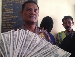 Belum Sempat Dijual, 93 Lembar Dollar Palsu Disita Polisi
