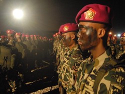 Di Tepi Pantai Pasir Panjang, 160 Prajurit Marinir Jalani Pembaretan