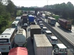 Kecelakaan Terjadi di Jalur Angker Tol Purbaleunyi KM 98