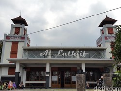 Tentang Para Pemuda Hijrah di Masjid Al Lathiif, Skater Sampai Eks Vokalis