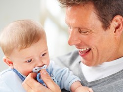 Patut Dicoba, Berbagai Trik untuk Menyapih Anak dari Kebiasaan Ngempeng