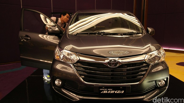 Akhirnya Mobil  Sejuta  Umat  Avanza  Kesalip Xpander 