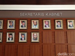 Foto Andi Dipajang di Deretan Mantan Sekretaris Kabinet