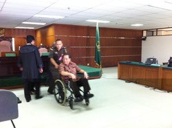 Korupsi Biaya Perjalanan Dinas, Eks Gubernur Malut Divonis 2 Tahun Bui