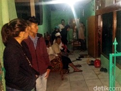 Dania Tak Pamit ke Keluarga Untuk Mendaki Semeru