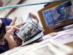 Rupiah Tertekan, Dolar AS Berotot ke Rp 13.680