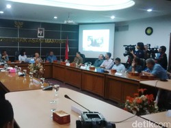 Menpora Absen, Pertemuan Penyelesaian Pembekuan PSSI Jadi Ajang Curhat