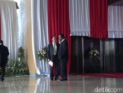Telat, Surya Paloh Tak Bisa Masuk ke Sidang Tahunan MPR