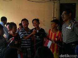 Cerianya Anak-anak Kolong Tol Lomba HUT RI Bersama Polres Jakut