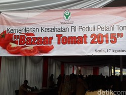 Bantu Petani, Kementerian Kesehatan Gelar Bazaar Tomat Segar