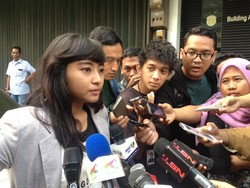 Pilot Trigana Kapten Hasanudin di Mata Kopilot Apriliana: Tegas dan Perhatian