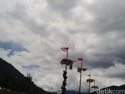 Semarak 17-an di Pedalaman Papua, Panjat Pinang Hingga Tarian Pergaulan