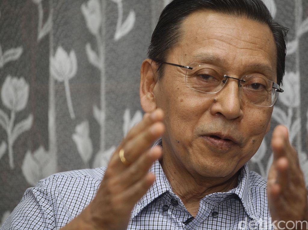 Minta Pajak Kuasai IT, Boediono: Ke Depan akan Sangat Kompleks Minta Pajak Kuasai IT, Boediono: Ke Depan akan Sangat Kompleks