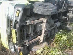 Tabrakan Truk di Ciherang, Cadas Pangeran Macet Parah