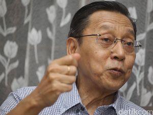Boediono: Bukan Hanya Teori, Ekonomi Juga Perlu Studi Kasus Boediono: Bukan Hanya Teori, Ekonomi Juga Perlu Studi Kasus