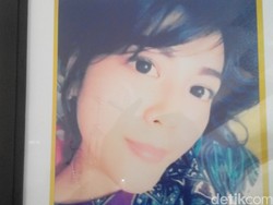 Pramugari Trigana Air Dita di Mata Keluarga: Peduli, Berdedikasi dan Ceria