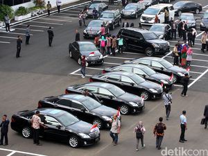 Selain Jokowi, Menteri-menterinya Juga Bakal Dapat Mobil Baru Selain Jokowi, Menteri-menterinya Juga Bakal Dapat Mobil Baru