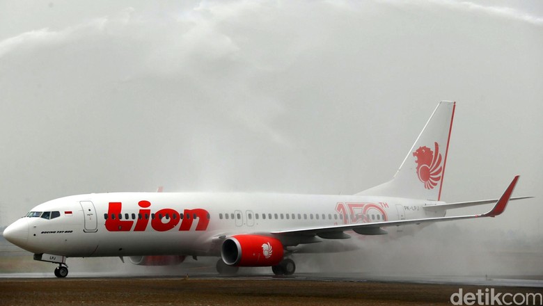 Lion Air dari Jakarta ke Palu Delay 4 Jam lantaran Cuaca Buruk
