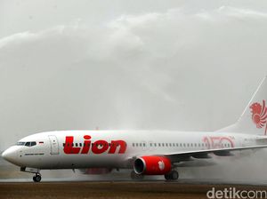 Lion Air dari Jakarta ke Palu Delay 4 Jam karena Cuaca Buruk Lion Air dari Jakarta ke Palu Delay 4 Jam karena Cuaca Buruk