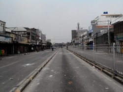 Penampakan Jl Jatinegara Barat Kosong Melompong Pasca Rusuh Kampung Pulo