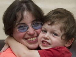 Bukan karena Perang, Sarah Alami PTSD karena Melahirkan Putra Keduanya